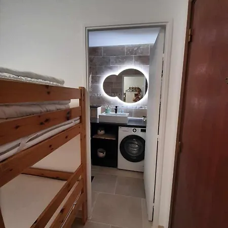 4pers Vue Wifi Tennis Parking Piscine Apartment *